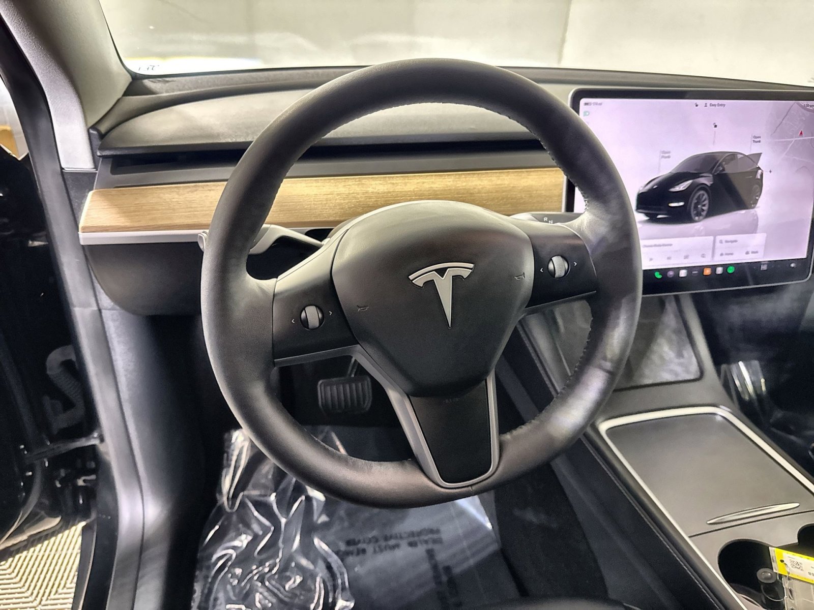 Used 2024 Tesla Model Y Long Range image 16