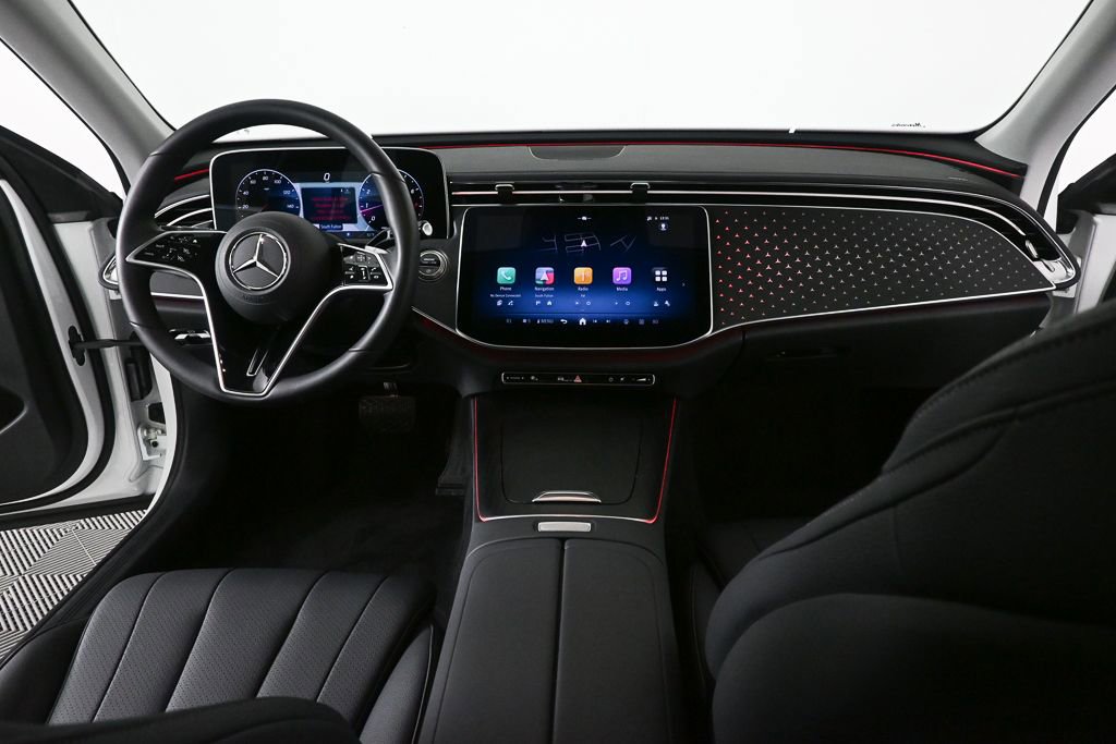 Used 2025 Mercedes-Benz E 350 Sedan image 16