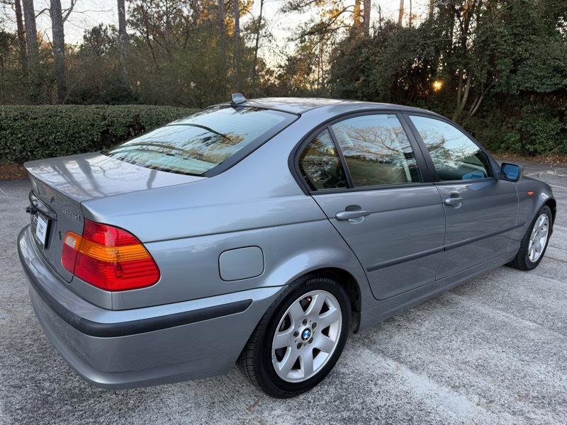 Used 2005 BMW 325i Sedan image 7