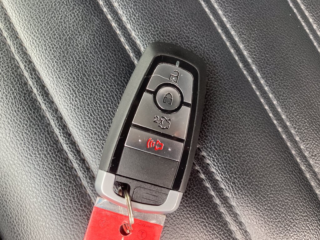 Used 2019 Ford Edge SEL w/ Equipment Group 201A AWD/4WD image 36
