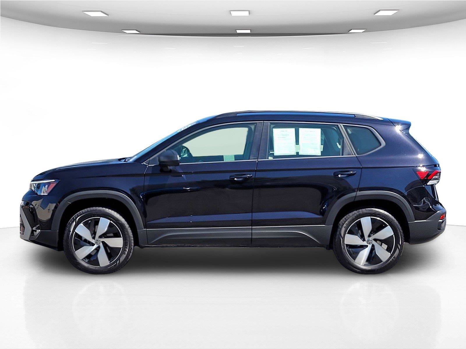 Certified 2025 Volkswagen Taos S AWD/4WD image 9