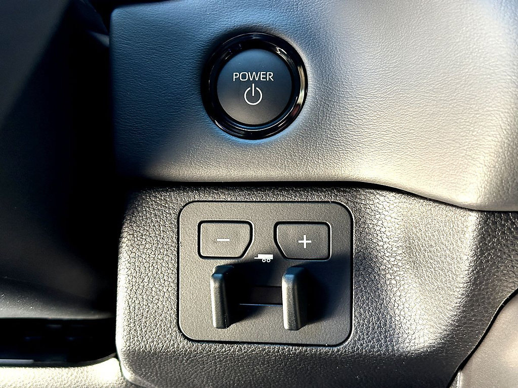 New 2026 Toyota Sequoia Platinum AWD/4WD image 14