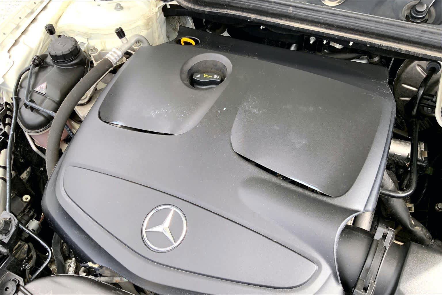 Used 2016 Mercedes-Benz GLA 250 4MATIC image 33