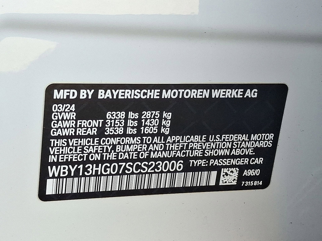 Used 2025 BMW i5 xDrive40 w/ Premium Package image 18