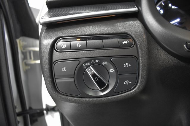 Used 2023 INFINITI QX50 Sport image 19