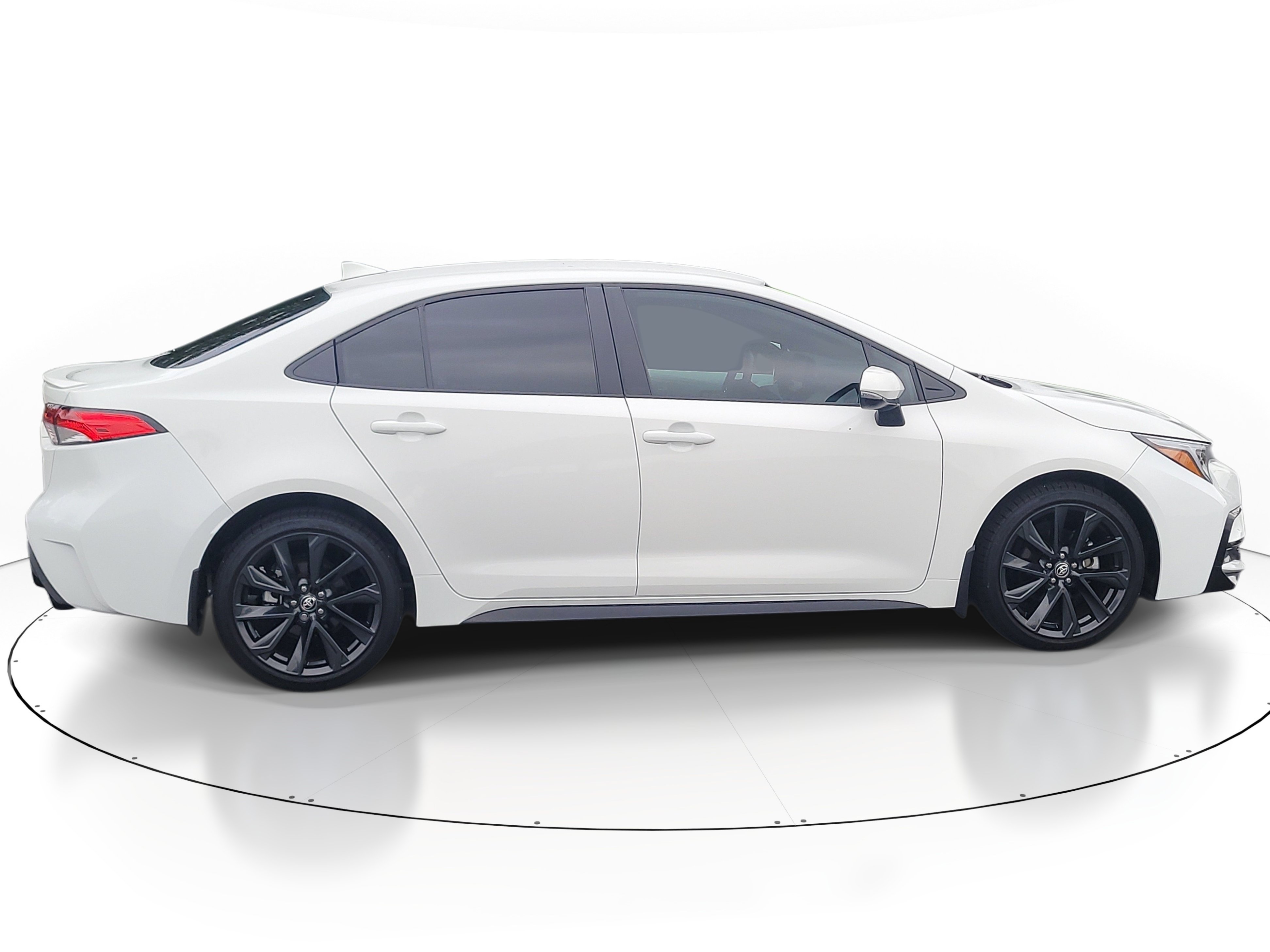Used 2025 Toyota Corolla SE FWD image 7