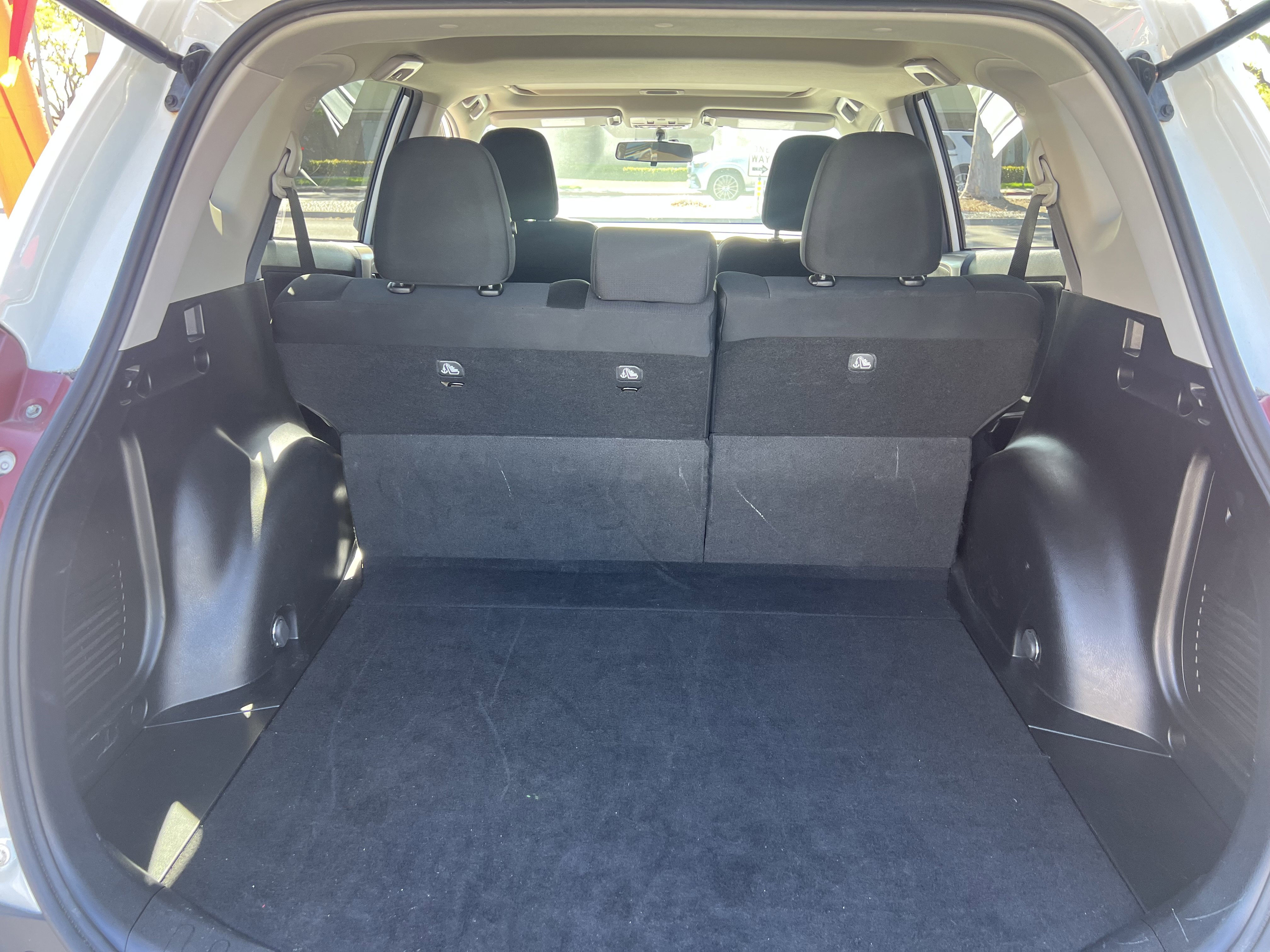 Used 2015 Toyota RAV4 XLE image 13