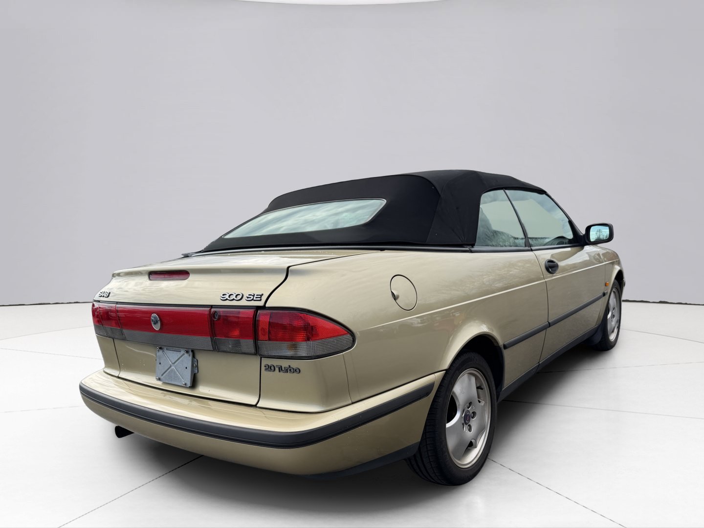 Used 1998 Saab 900 SE Turbo FWD image 12