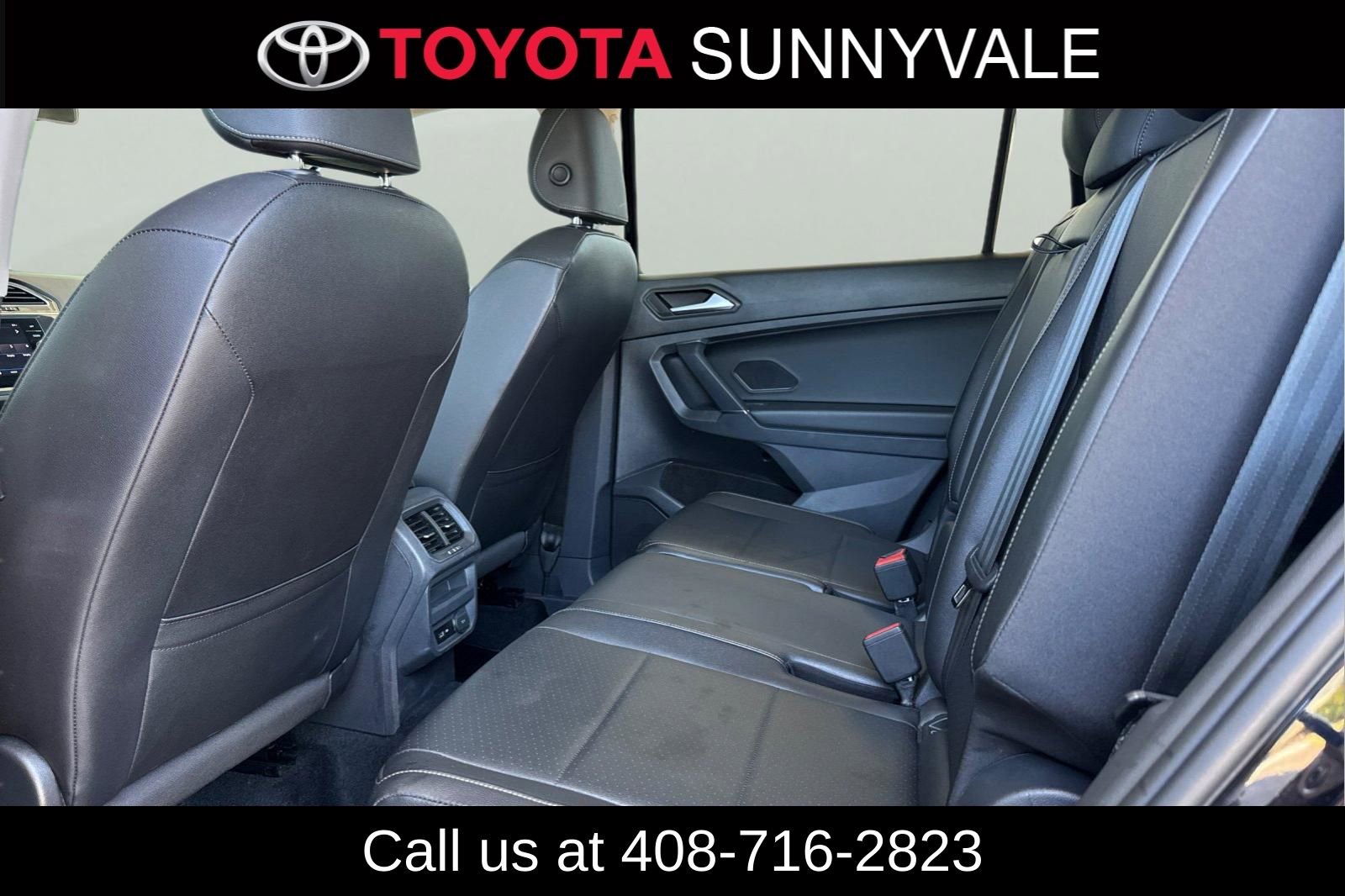 Used 2020 Volkswagen Tiguan SE w/ Panoramic Sunroof Package FWD image 5