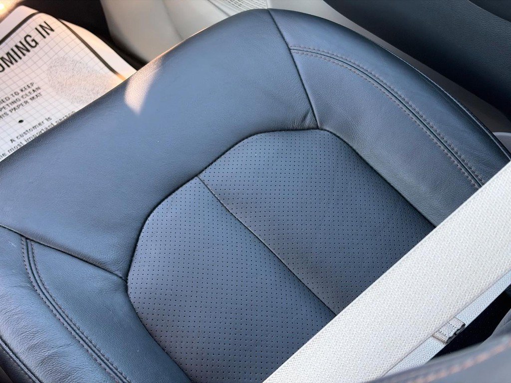 Used 2020 Chrysler Pacifica Touring-L Plus FWD image 18