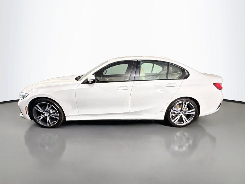 Used 2022 BMW 330i Sedan w/ Driving Assistance Package RWD image 6