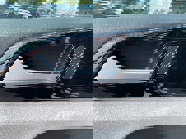 New 2025 Volkswagen Taos S image 24