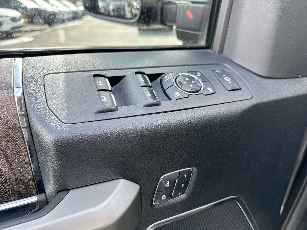 Used 2017 Ford F350 Lariat w/ Tow Technology Bundle image 23