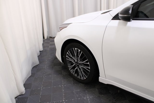 Used 2024 Kia Forte GT-Line w/ GT-Line Premium Package image 25