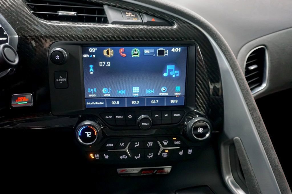 Used 2019 Chevrolet Corvette Z06 image 24