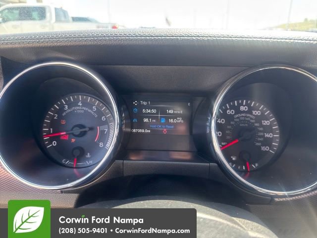 Used 2017 Ford Mustang GT RWD image 8