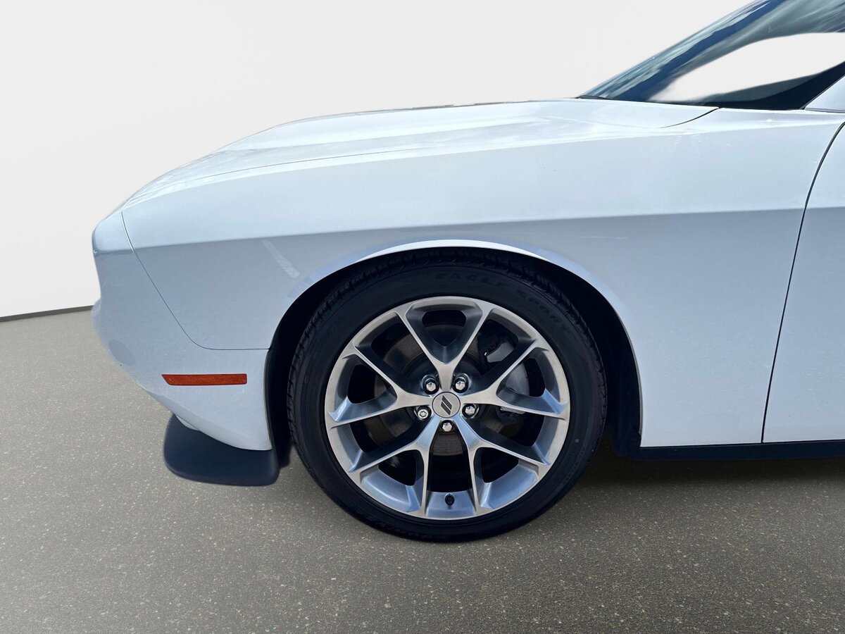 Used 2021 Dodge Challenger GT RWD image 8