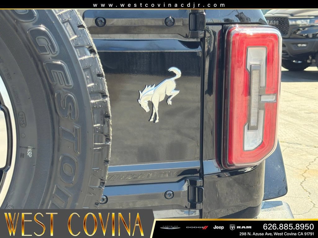 Used 2025 Ford Bronco Outer Banks AWD/4WD image 15