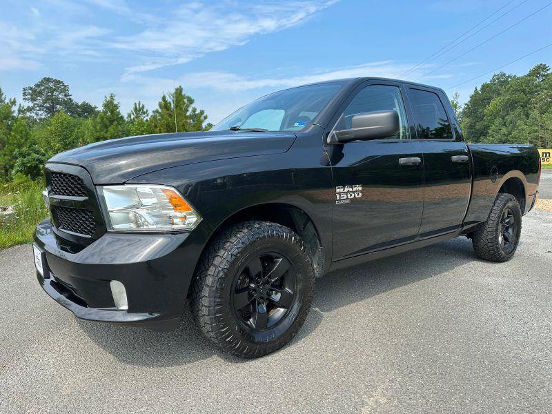 Used 2019 RAM 1500 Express AWD/4WD image 1