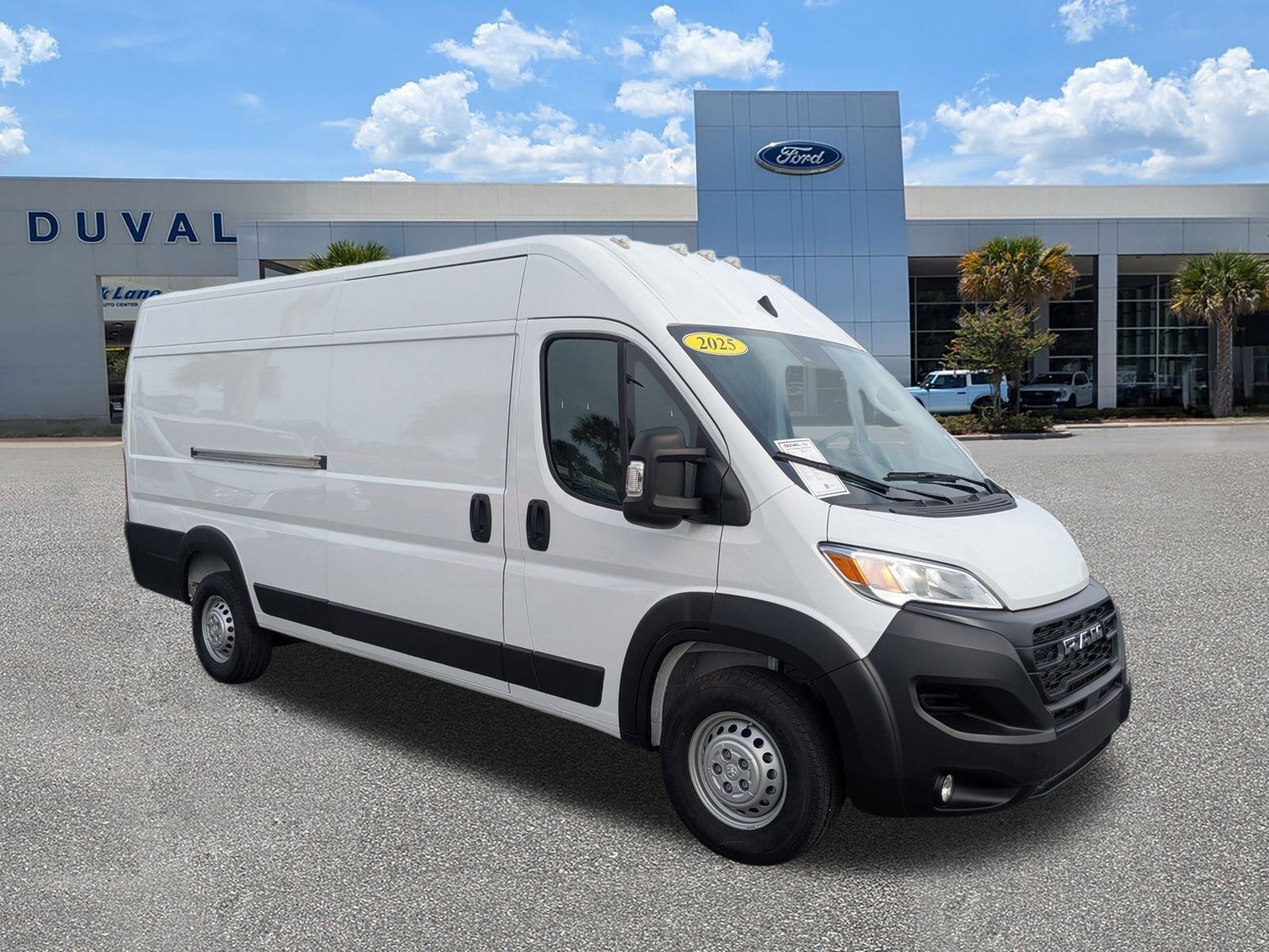 Used 2025 RAM ProMaster 3500 w/ Convenience Group image 2