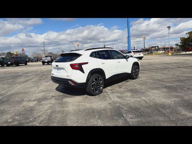 Used 2024 Chevrolet Trax RS image 31