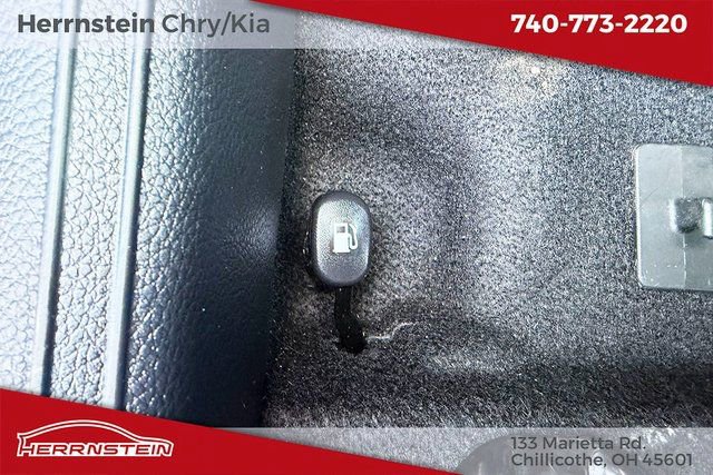 Used 2024 Kia Seltos S image 16