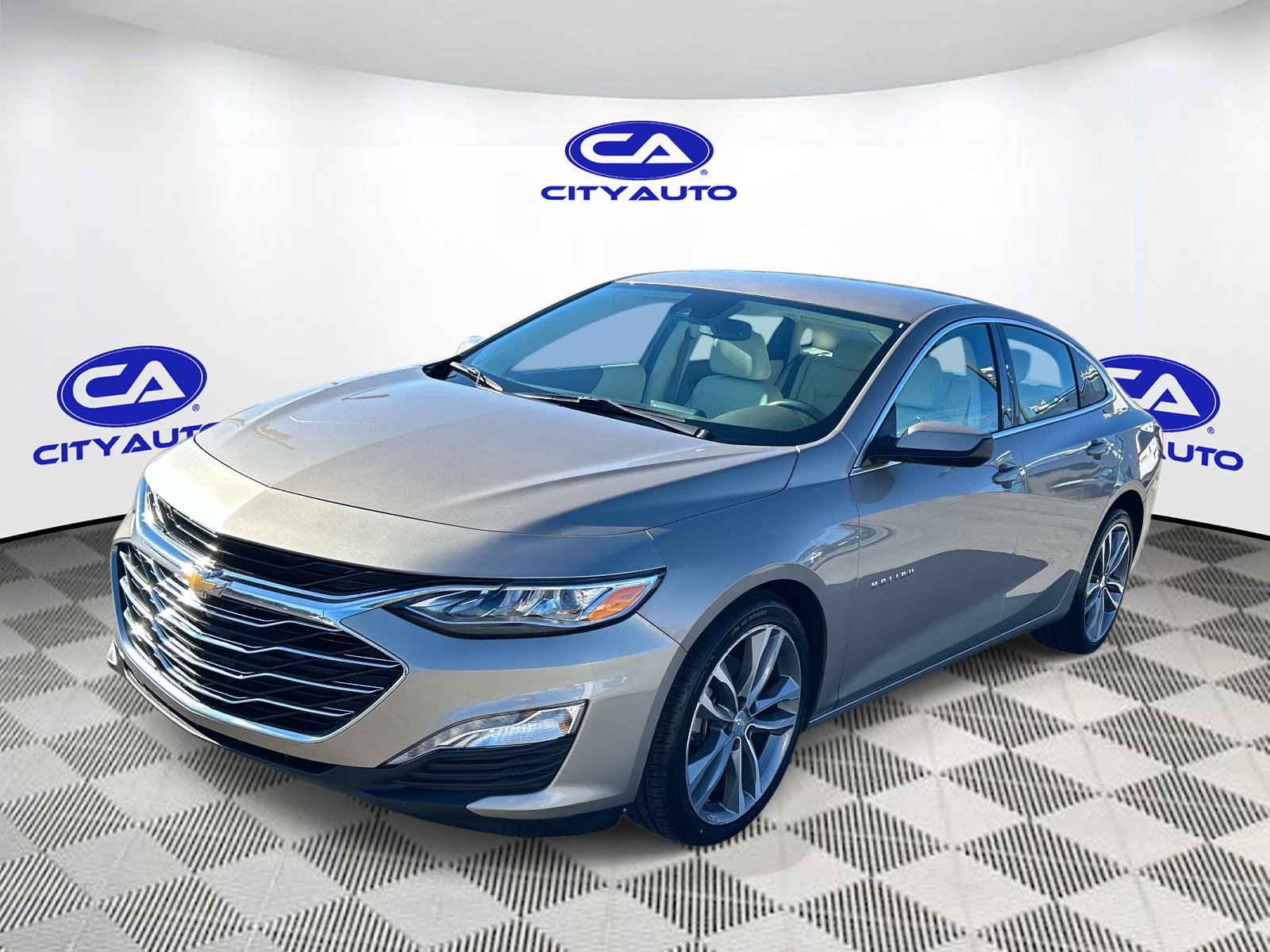 Used 2024 Chevrolet Malibu LT FWD image 8