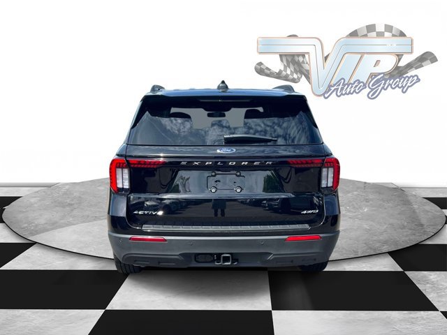 Used 2026 Ford Explorer Active AWD/4WD image 7