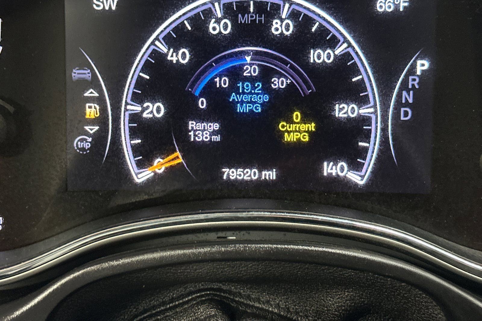 Used 2018 Jeep Grand Cherokee Altitude image 29