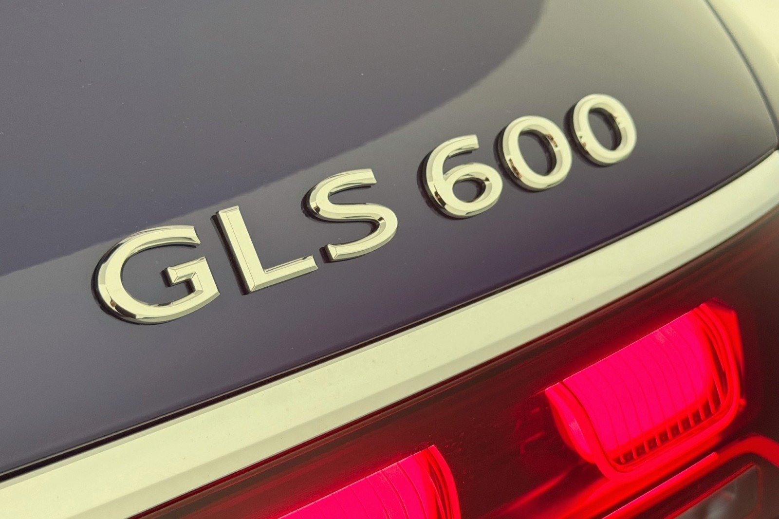 New 2026 Mercedes-Benz Maybach GLS 600 4MATIC image 9
