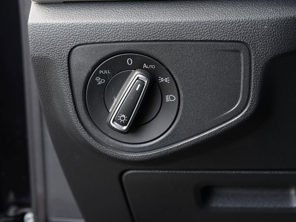 Used 2022 Volkswagen Atlas SE image 29