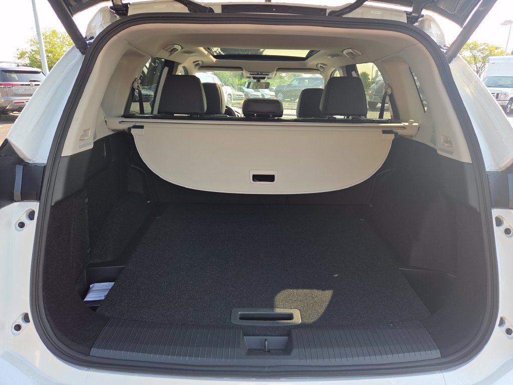 New 2026 Nissan Rogue Dark Armor AWD/4WD image 29