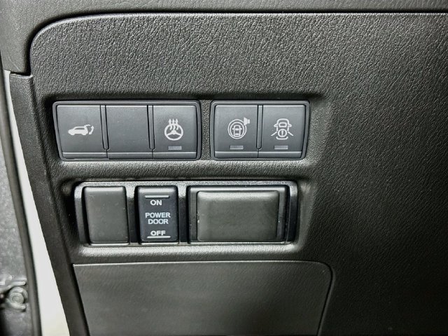 Used 2020 Nissan Armada Platinum w/ Interior Lighting Package AWD/4WD image 10