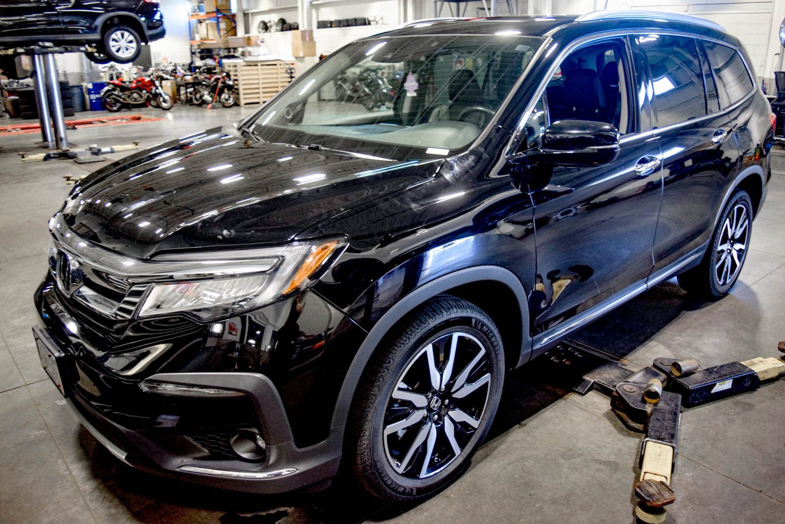 Used 2019 Honda Pilot Touring image 1