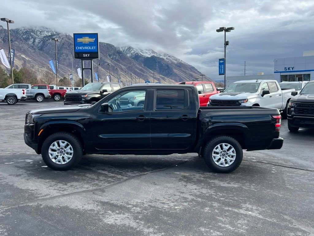 Used 2023 Nissan Frontier SV image 13