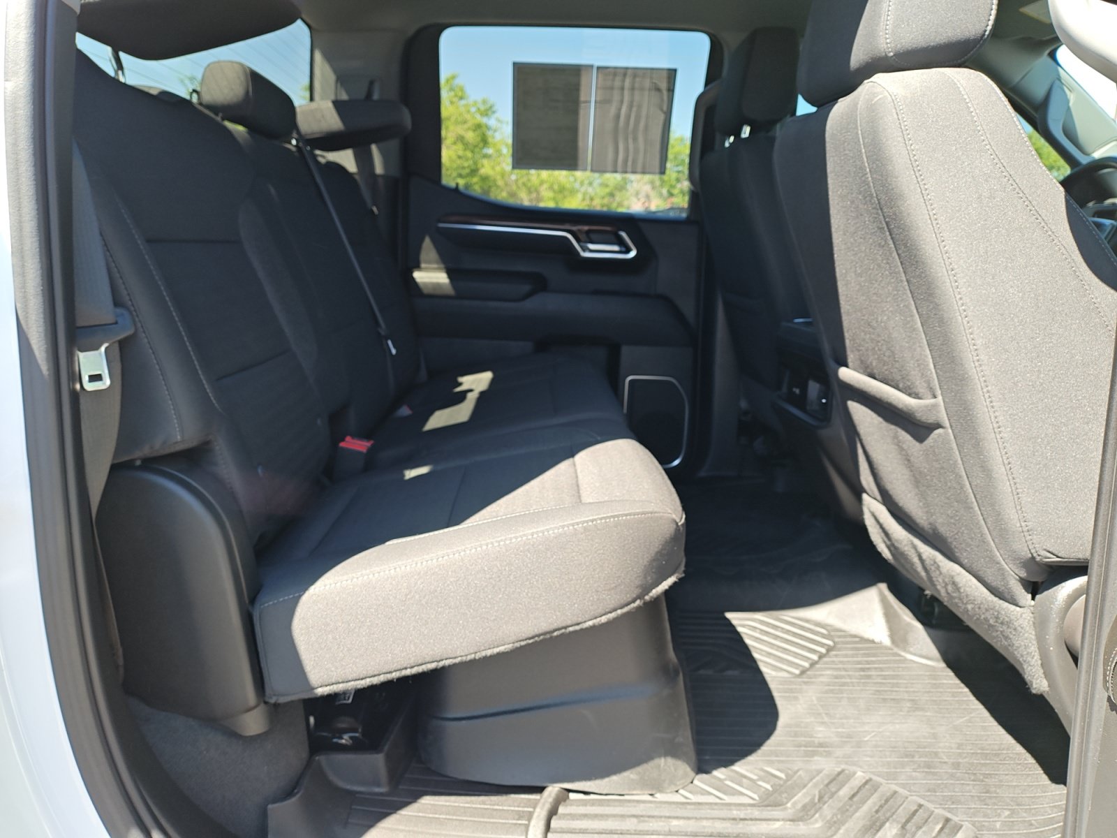 Used 2023 Chevrolet Silverado 1500 RST w/ Z71 Off-Road Package AWD/4WD image 28