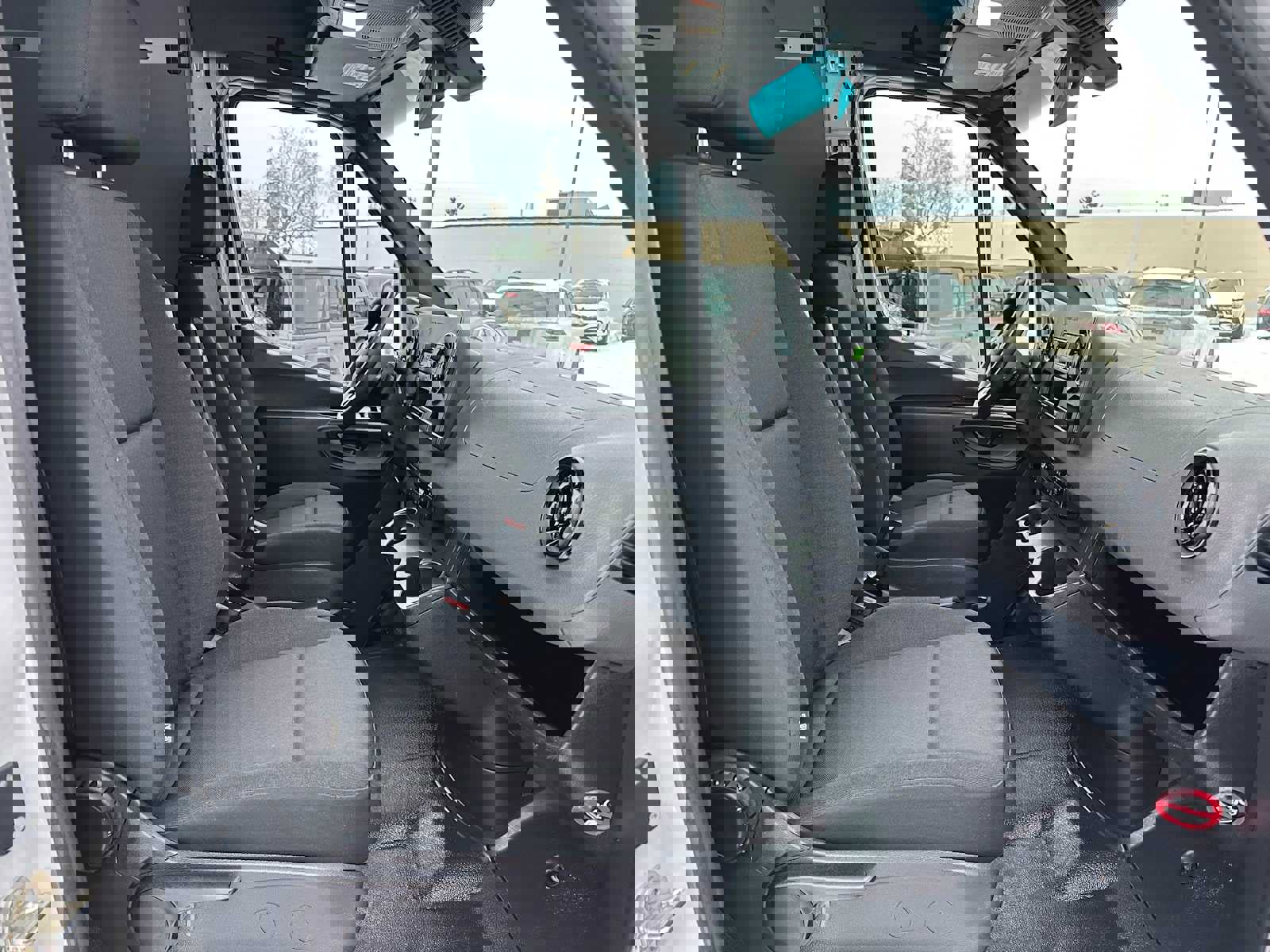 Used 2023 Mercedes-Benz Sprinter 2500 image 10