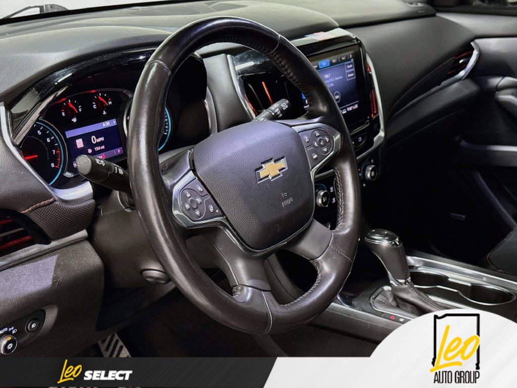 Used 2020 Chevrolet Traverse Premier w/ Redline Edition AWD/4WD image 14