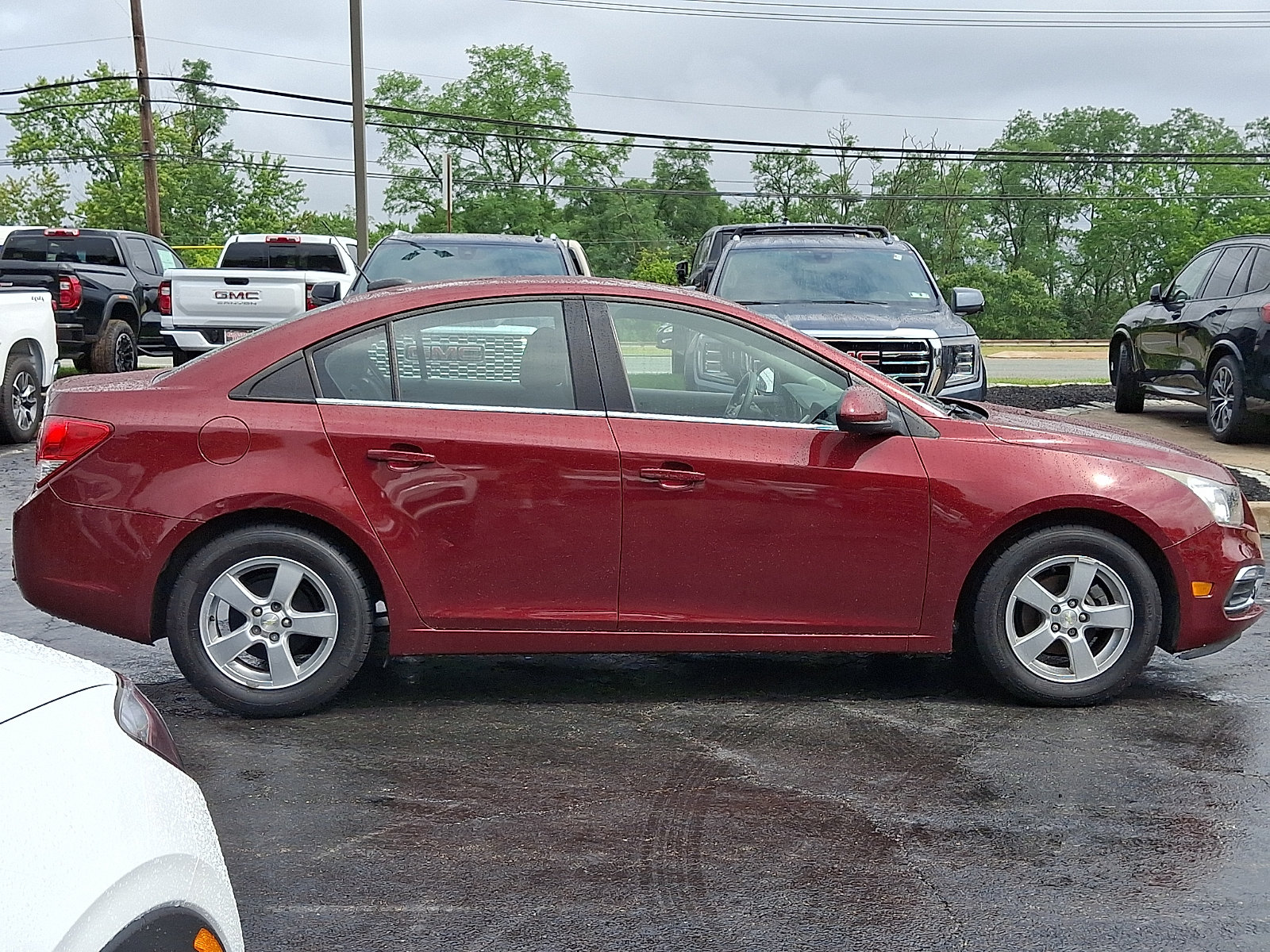 Used 2016 Chevrolet Cruze LT w/ Technology Package FWD image 7