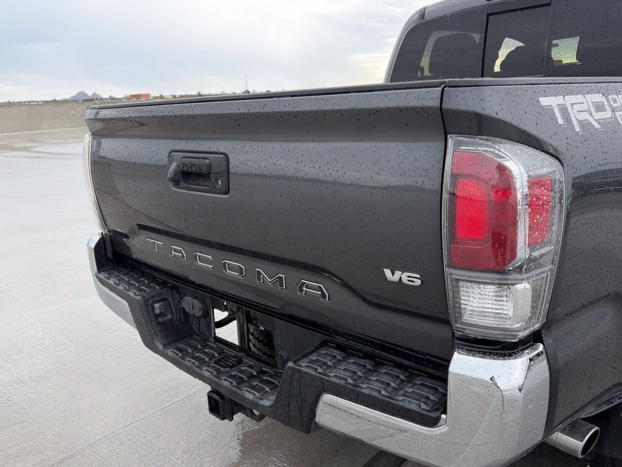 Used 2022 Toyota Tacoma TRD Off-Road RWD image 4