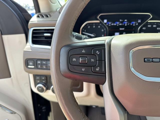 Used 2021 GMC Yukon XL Denali w/ Denali Premium Package image 47