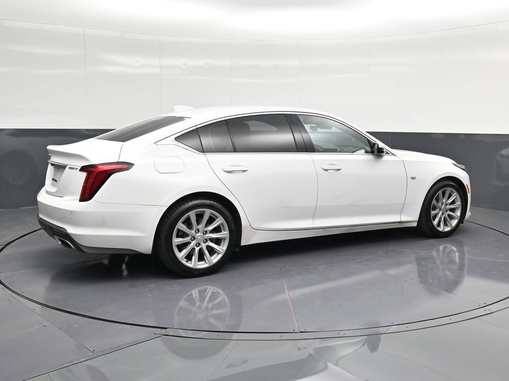 Used 2023 Cadillac CT5 Luxury RWD image 3