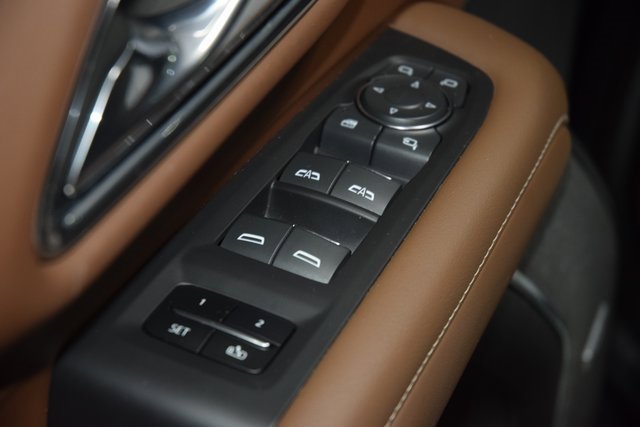 Used 2023 Chevrolet Suburban High Country w/ Premium Package image 50