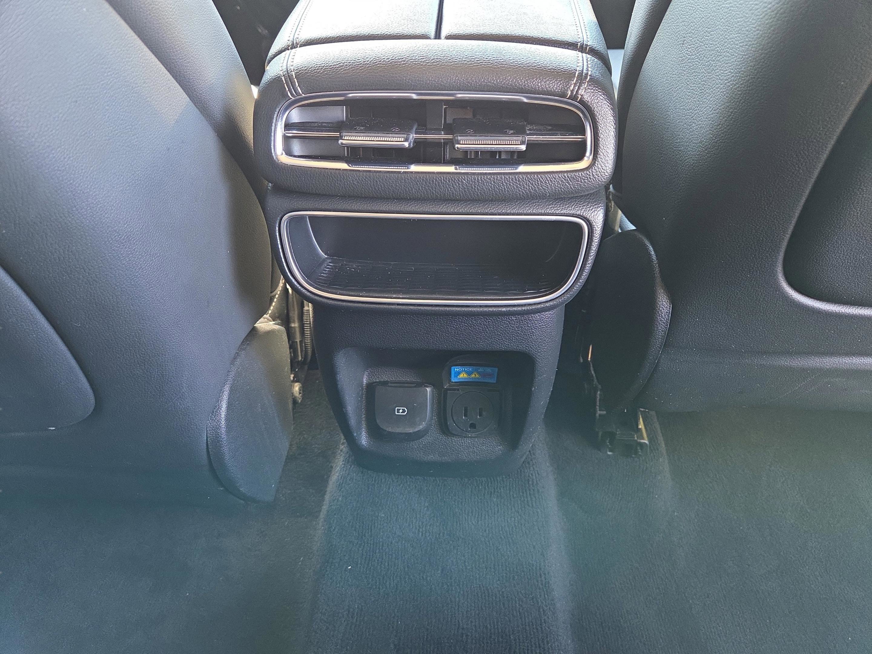 Used 2024 Genesis GV80 2.5T image 39