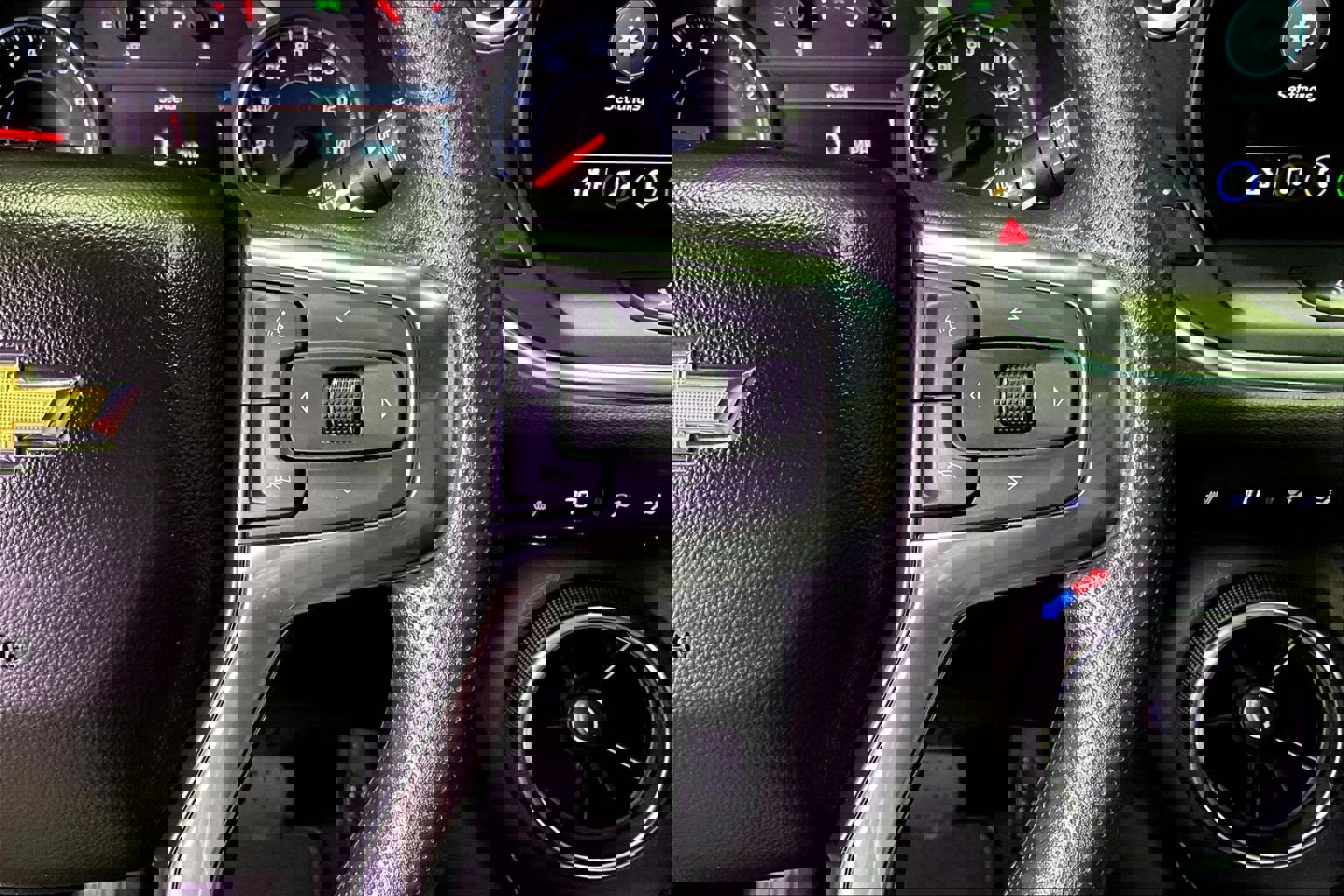 Used 2025 Chevrolet Blazer LT image 12