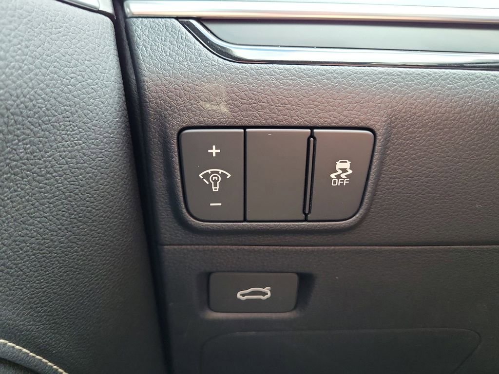 New 2026 Kia K5 GT-Line w/ GT-Line Premium Package FWD image 24