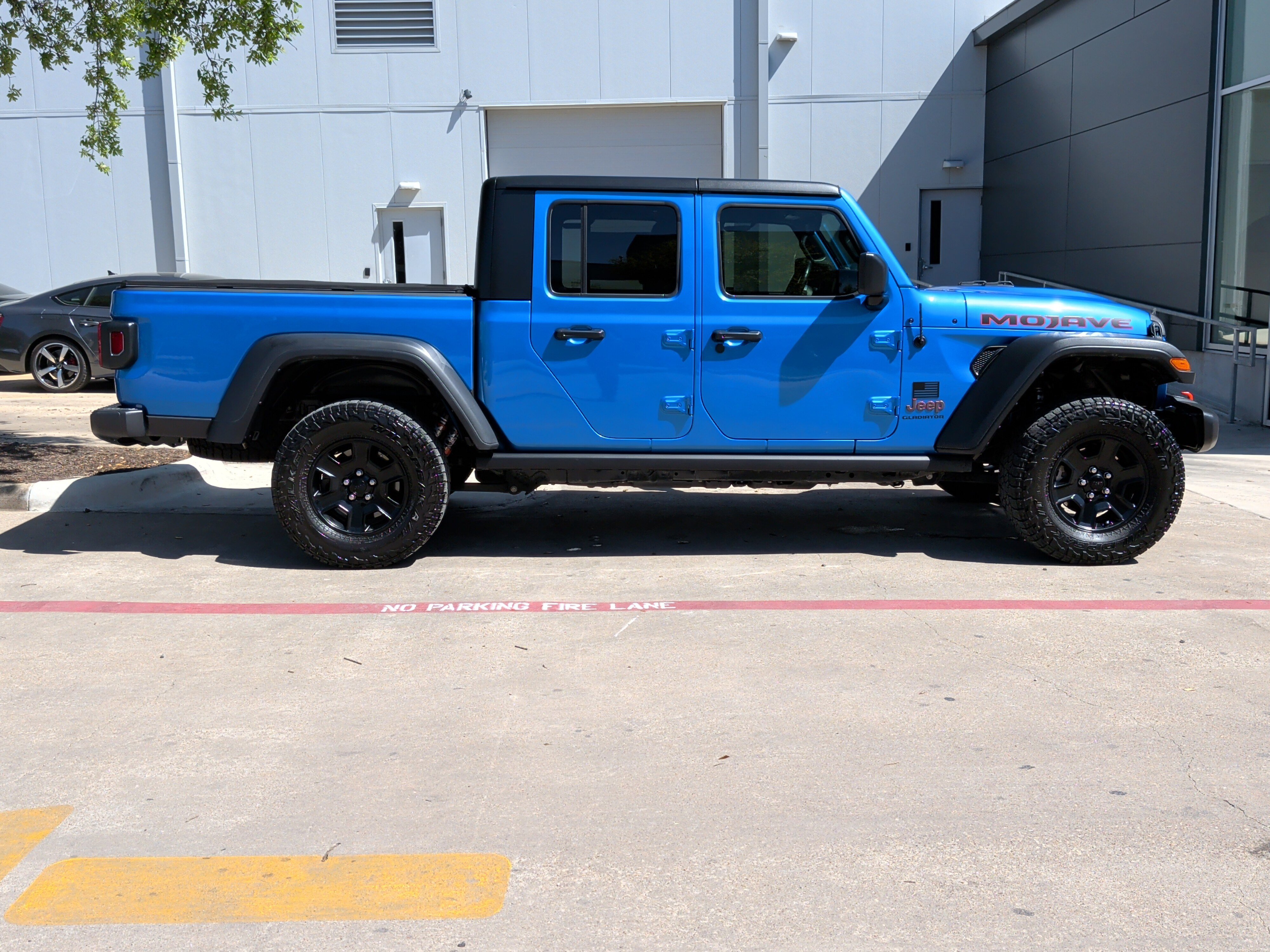 Used 2022 Jeep Gladiator Mojave image 10