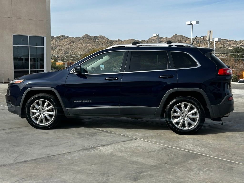 Used 2015 Jeep Cherokee Limited w/ Luxury Group image 5