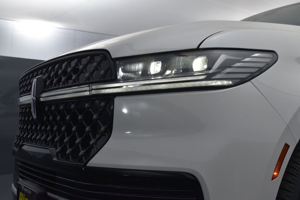 New 2026 Lincoln Navigator L Black Label w/ Black Label Special Edition AWD/4WD image 34