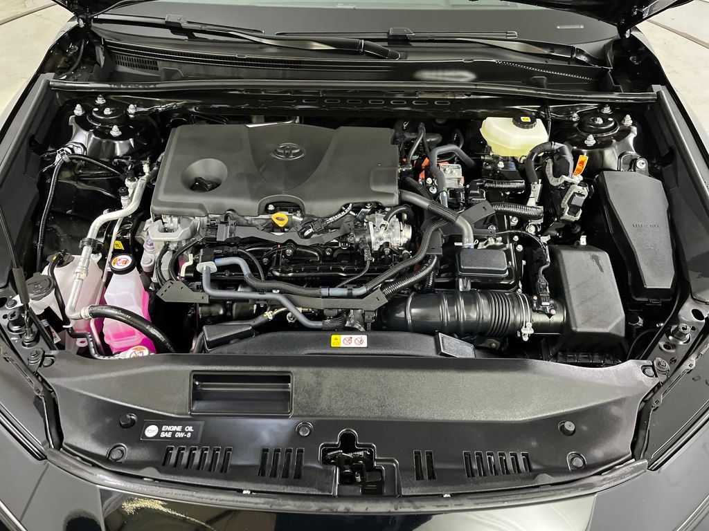 Used 2026 Toyota Camry XLE w/ Premium Plus Package image 9